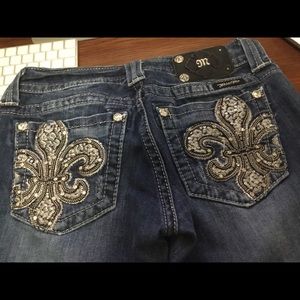 Miss me jeans size 27.   32 inch inseam